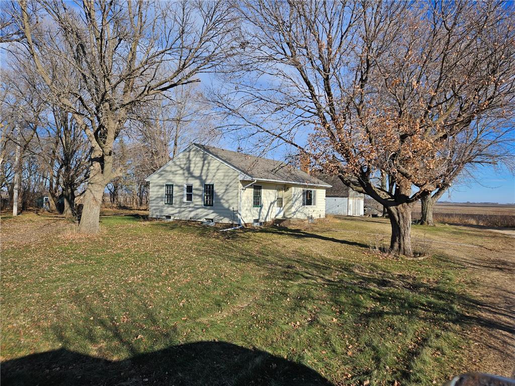 22320 110th Street New Richland MN 56072 6468736 image1