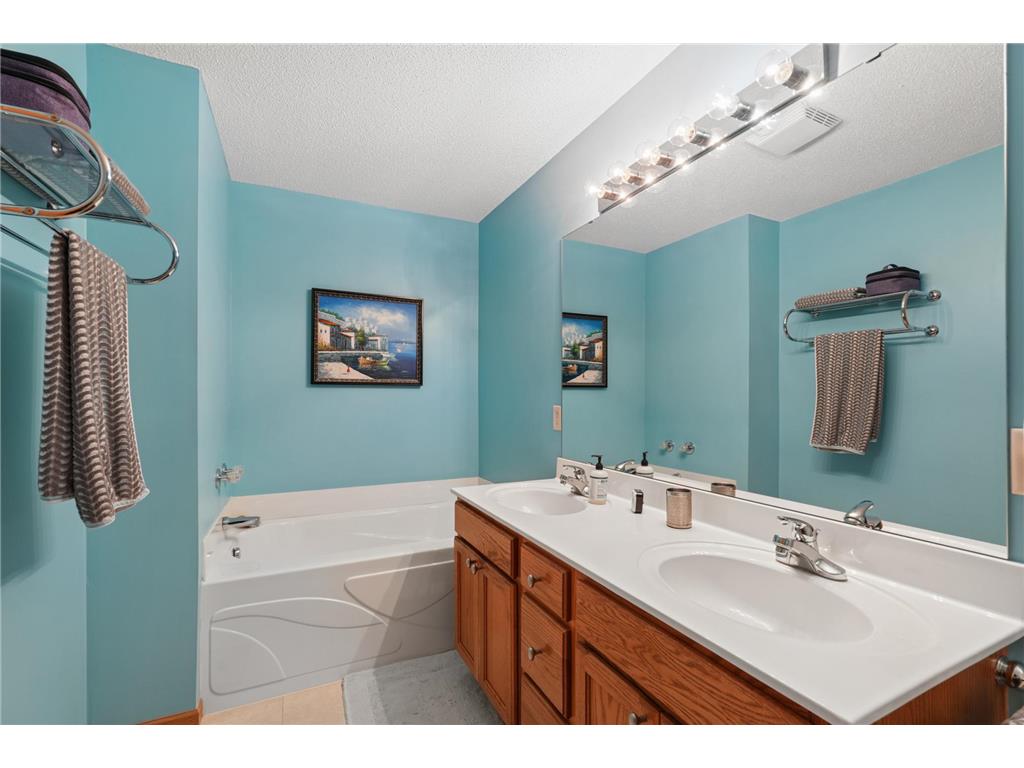 2233 Red Bud Road Hudson WI 54016 7083397 image27