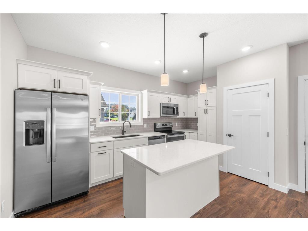 22332 Lilac Way Forest Lake MN 55025 6808614 image1