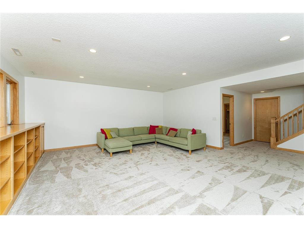 2234 Baihly Hills Drive SW Rochester MN 55902 6802736 image25