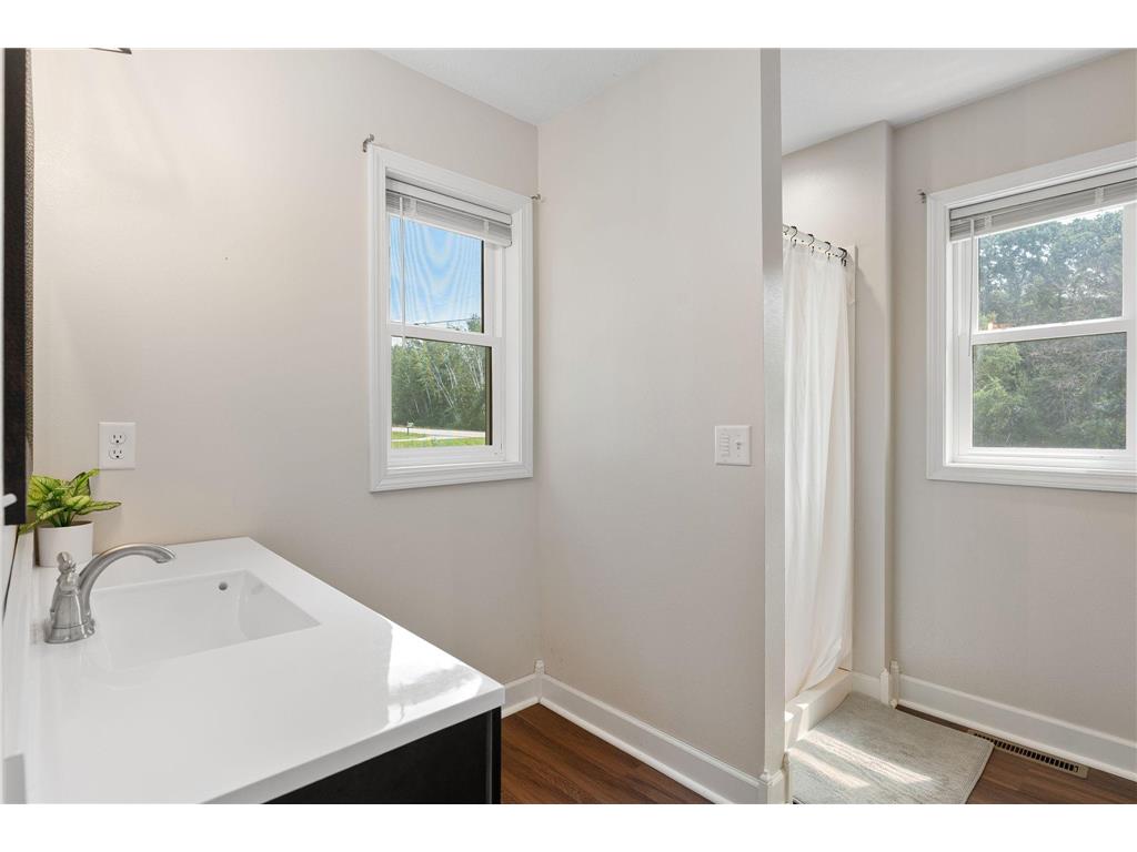 22341 570th Avenue Austin MN 55912 7102371 image24