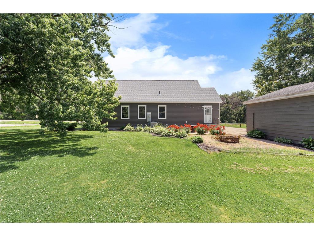 22341 570th Avenue Austin MN 55912 7102371 image46