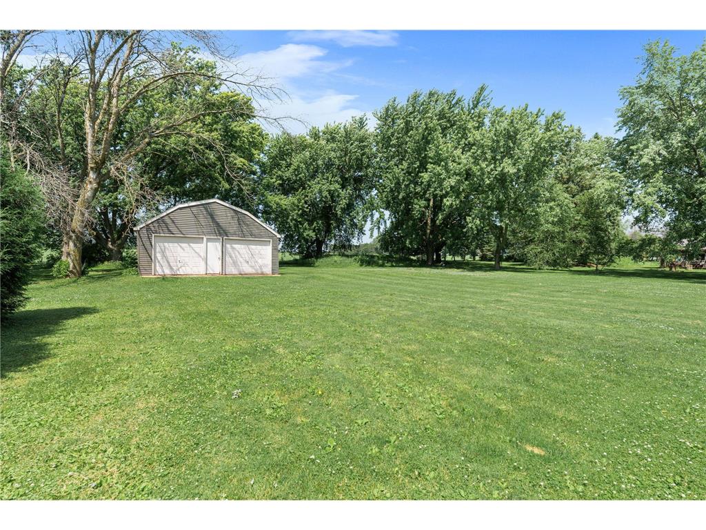 22341 570th Avenue Austin MN 55912 7102371 image48