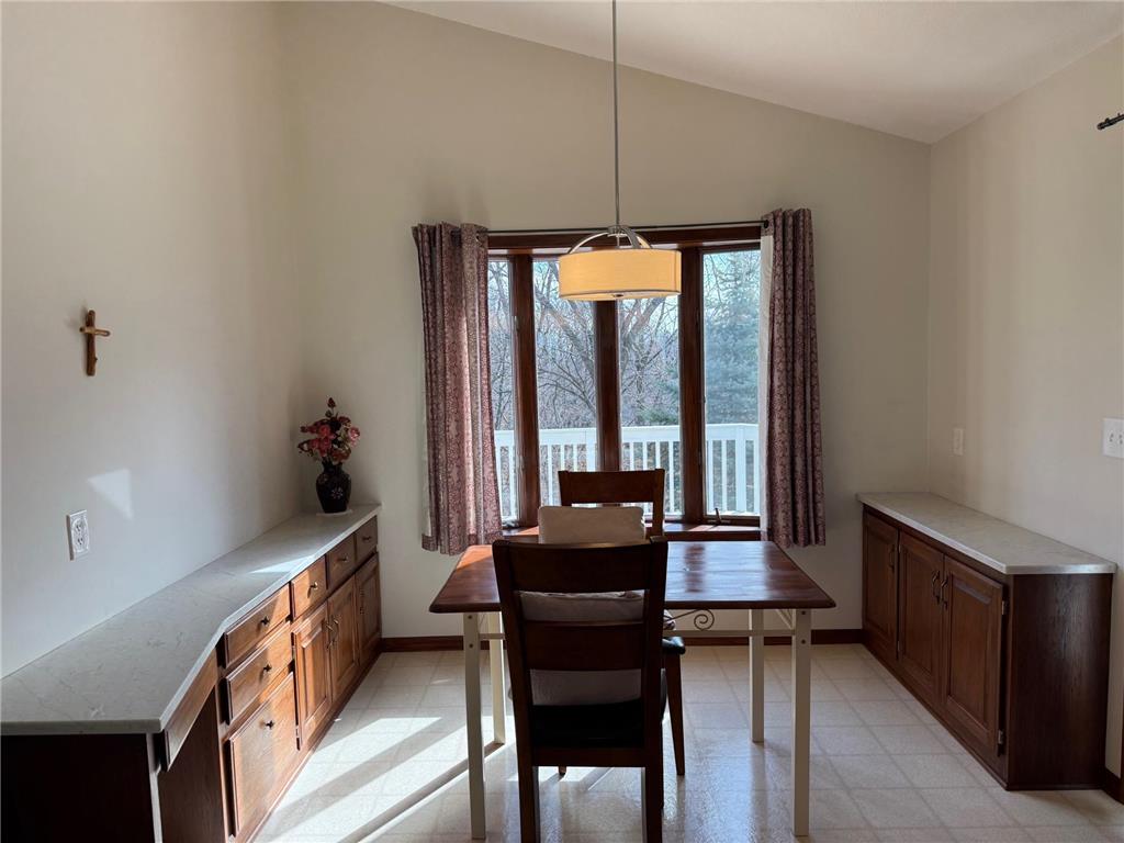 2235 Baihly Hills Drive SW Rochester MN 55902 7046241 image17