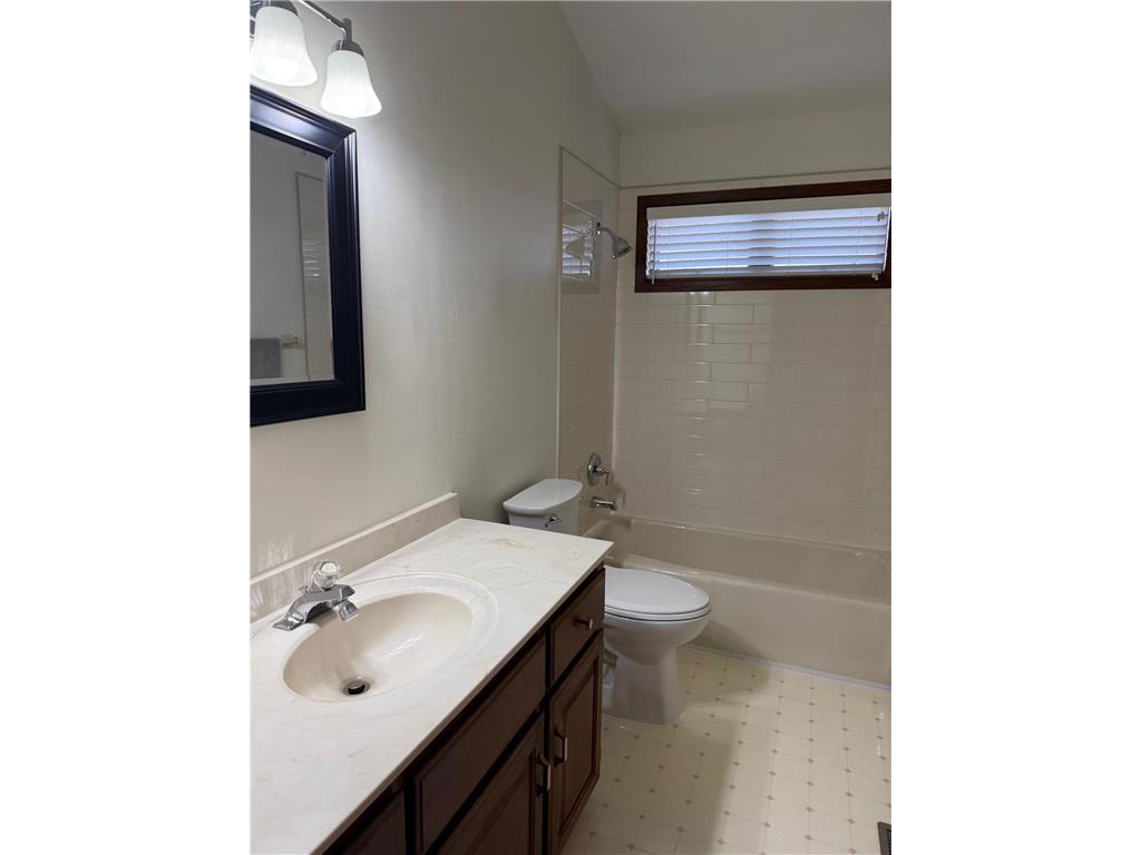2235 Baihly Hills Drive SW Rochester MN 55902 7046241 image18