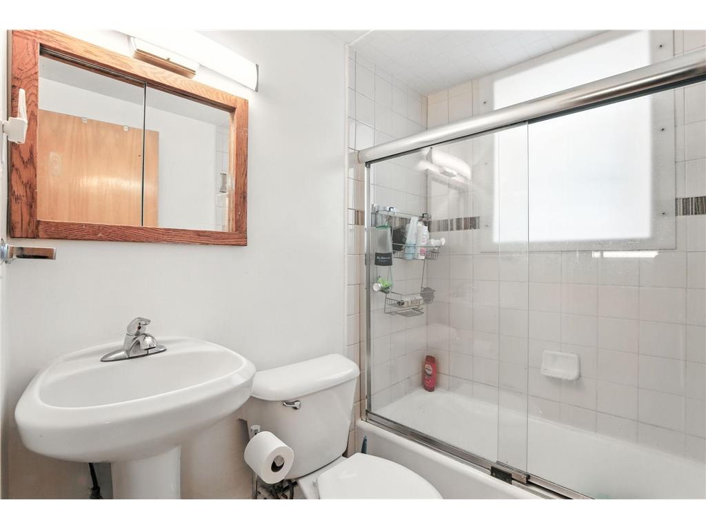 2236 Pinehurst Avenue Saint Paul MN 55116 6747742 image12