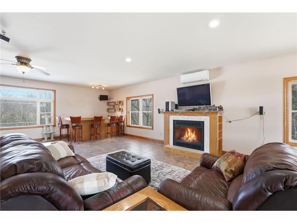 22364 45th Avenue Saint Augusta MN 56301 7071681 image22