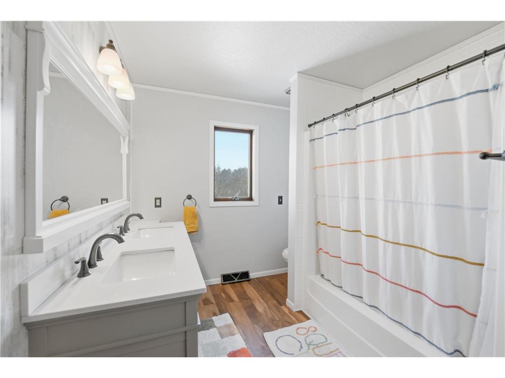 22364 45th Avenue Saint Augusta MN 56301 7071681 image31