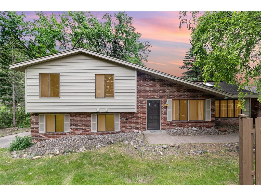 2237 Country Lane Minnetonka MN 55305 6543457 image1