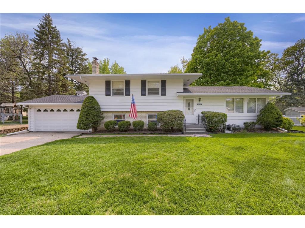 2238 Sierra Drive White Bear Lake MN 55110 6374022 image1