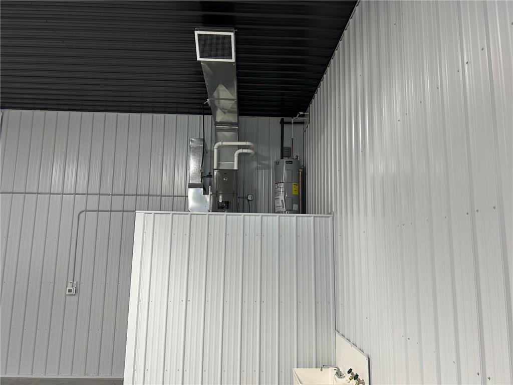 22381 HWY 10 #Unit B Hawley MN 56525 7000809 image15