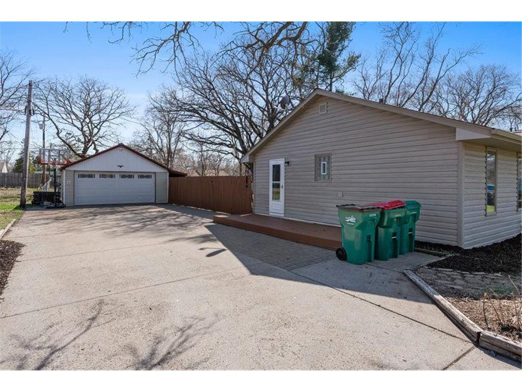 224 106th Avenue NW Coon Rapids MN 55448 6707498 image2