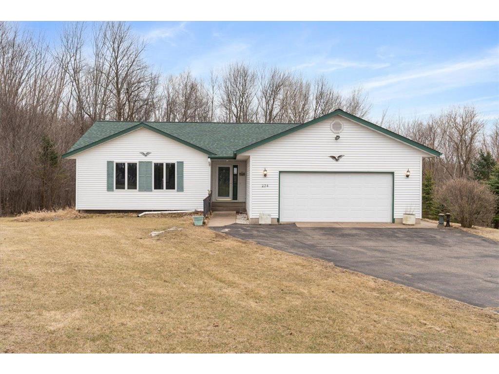 224 Blue Sky Drive Glenwood City WI 54013 6692942 image1