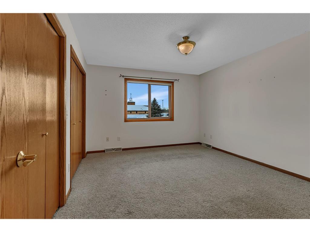 224 Harmon Lane Litchfield MN 55355 6774626 image11