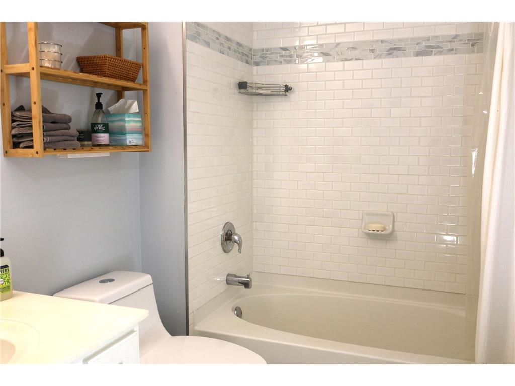 224 Heritage Lane Circle Pines MN 55014 7060953 image18