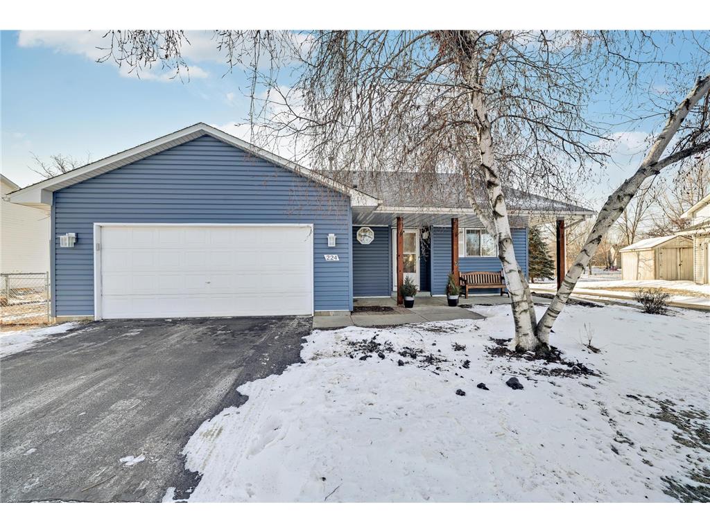 224 Hickory Lane E Shakopee MN 55379 7015994 image1