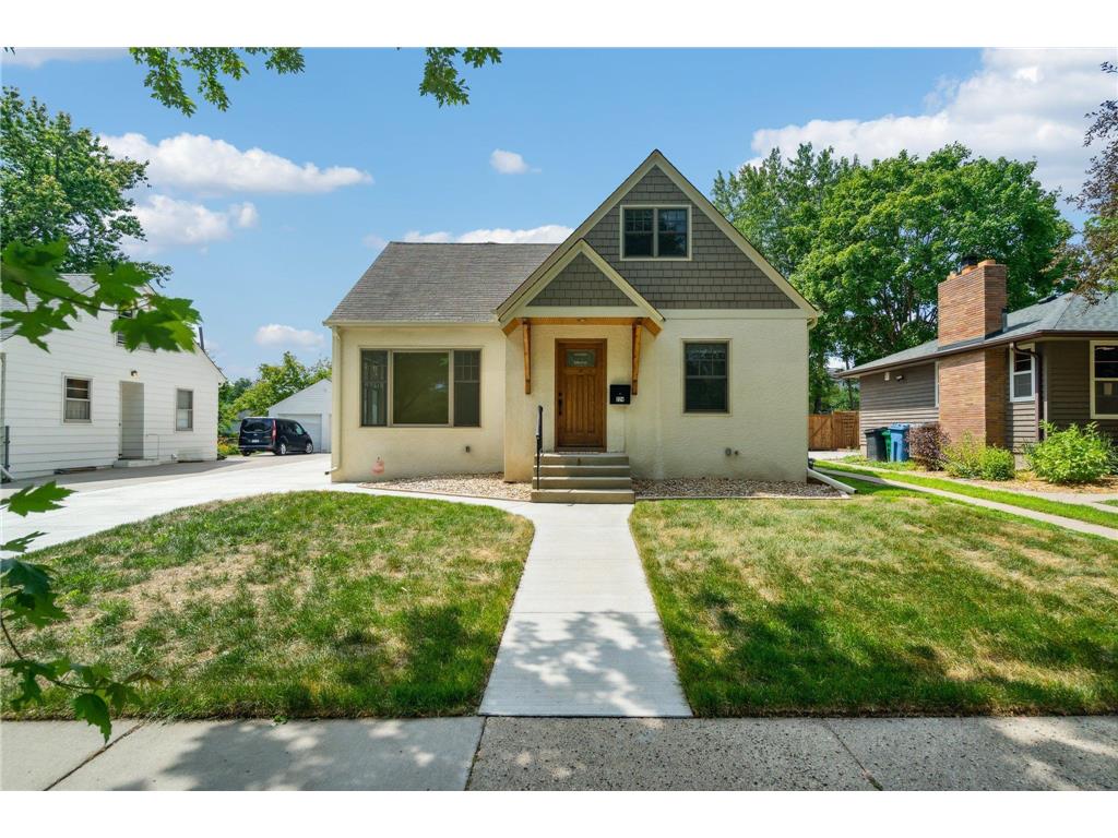 224 Morgan Avenue S Minneapolis MN 55405 6402869 image1