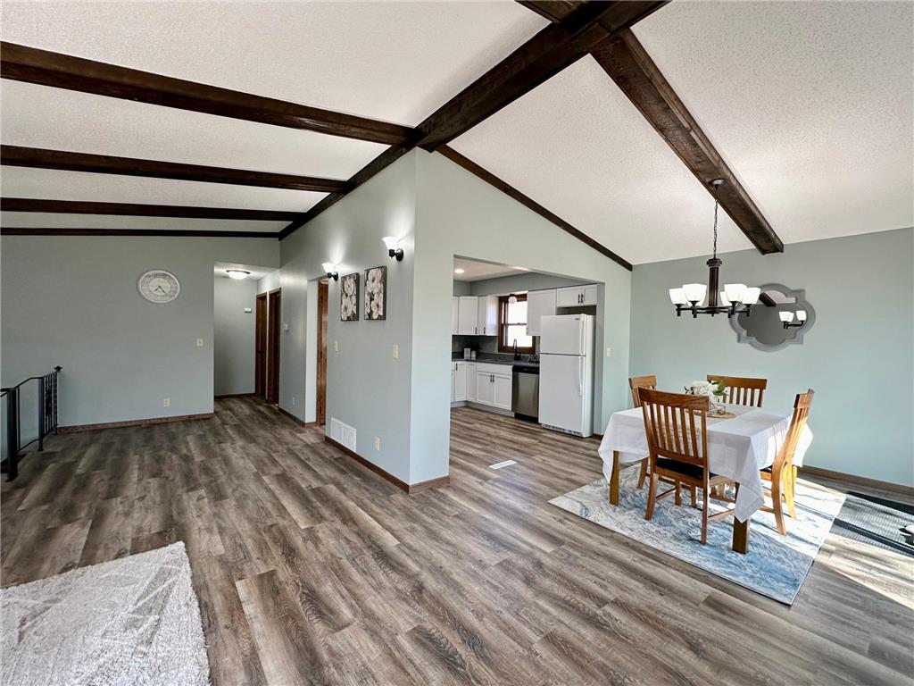 224 N Owasso Boulevard Shoreview MN 55126 6516718 image1