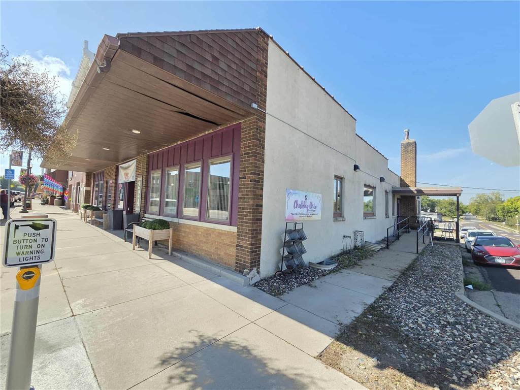 224 S Main Street Zumbrota MN 55992 6802994 image2