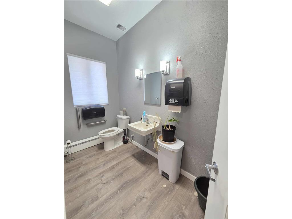 224 S Main Street Zumbrota MN 55992 6802994 image6