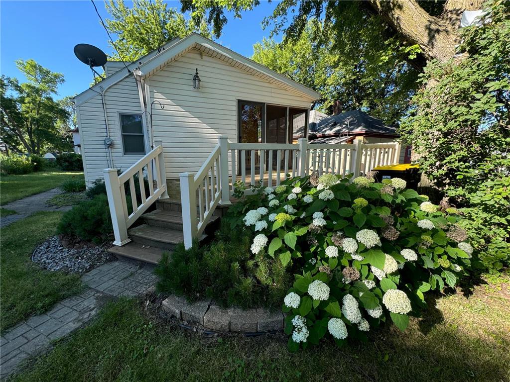 224 Sorenson Street, Storden, MN, 56174 MLS 6563649 Edina Realty