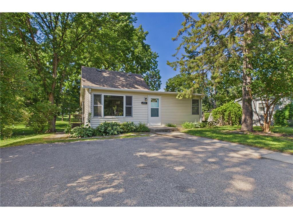 224 W 78th Street Chanhassen MN 55317 7101738 image2