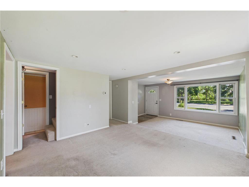 224 W 78th Street Chanhassen MN 55317 7101738 image4