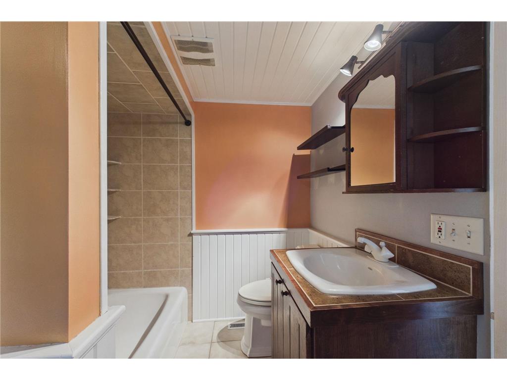 224 W 78th Street Chanhassen MN 55317 7101738 image8