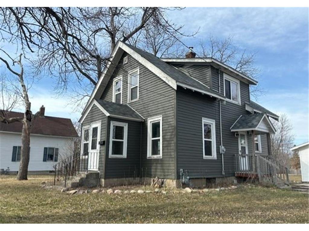 224 W Holly Street Owatonna MN 55060 6508348 image1