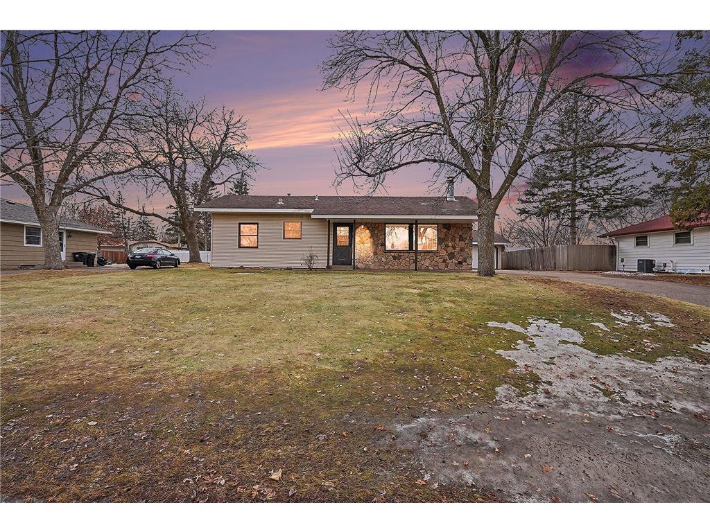 2240 113th Avenue NW Coon Rapids MN 55433 7032407 image1