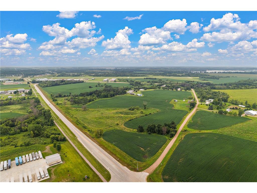 2240 Becker Trail Faribault MN 55021 7070059 image1
