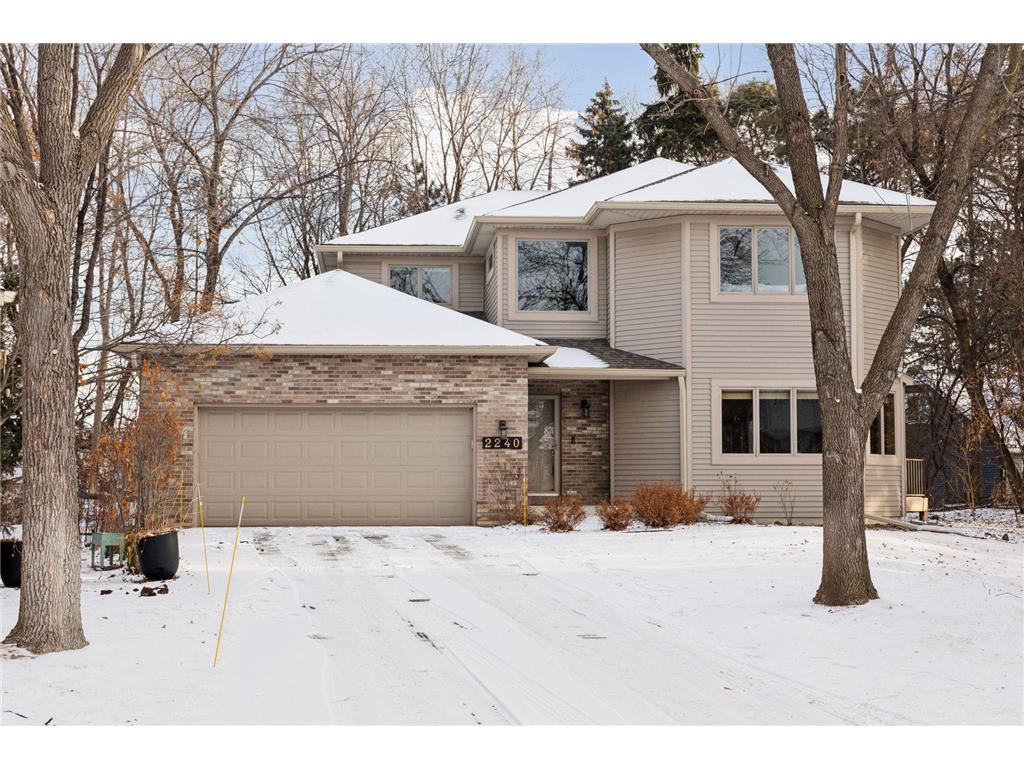 2240 Ferris Lane Roseville MN 55113 6607245 image1