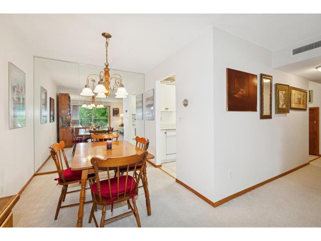 2240 Midland Grove Road #201 Roseville MN 55113 6824584 image8