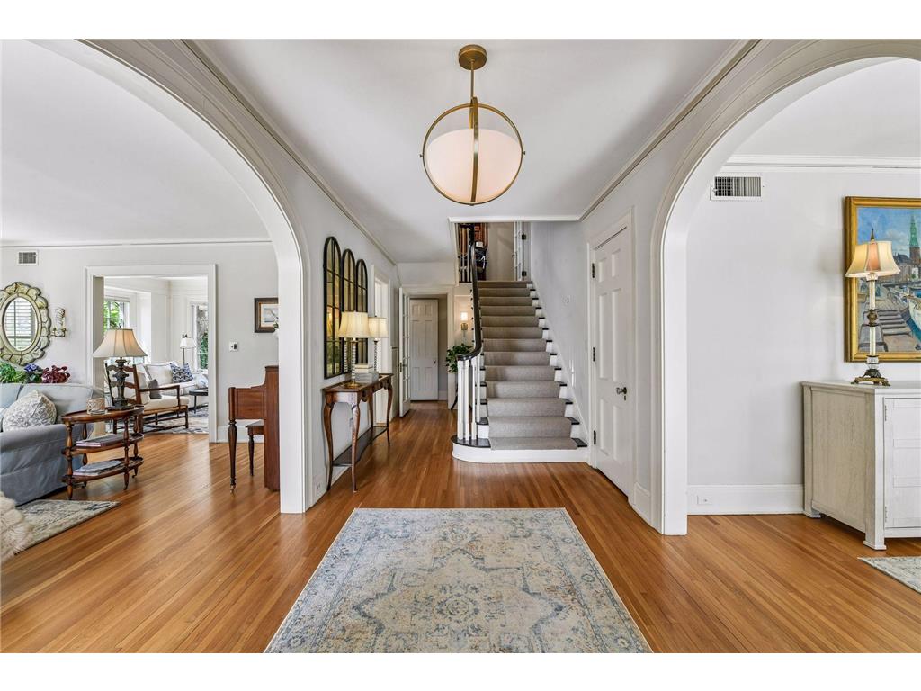 2240 W Lake Of The Isles Parkway Minneapolis MN 55405 - Lake of the Isles 7068826 image33