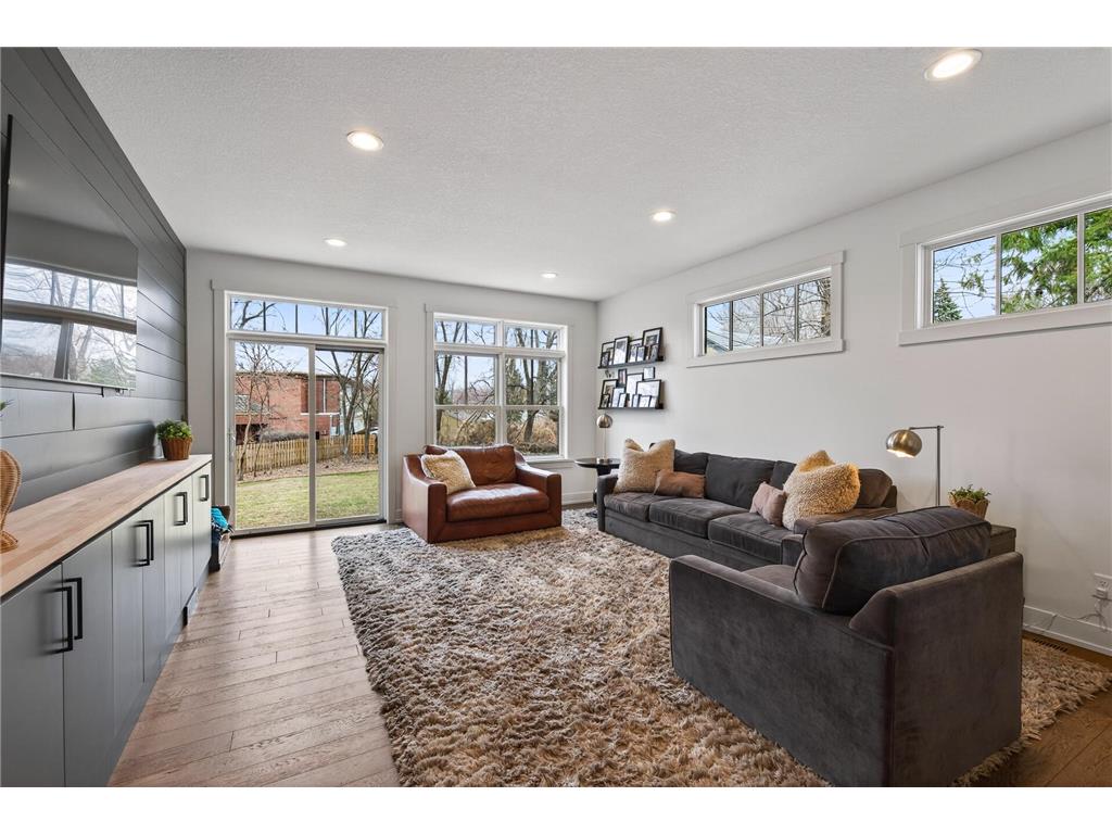 2241 8th Street White Bear Lake MN 55110 7072251 image18