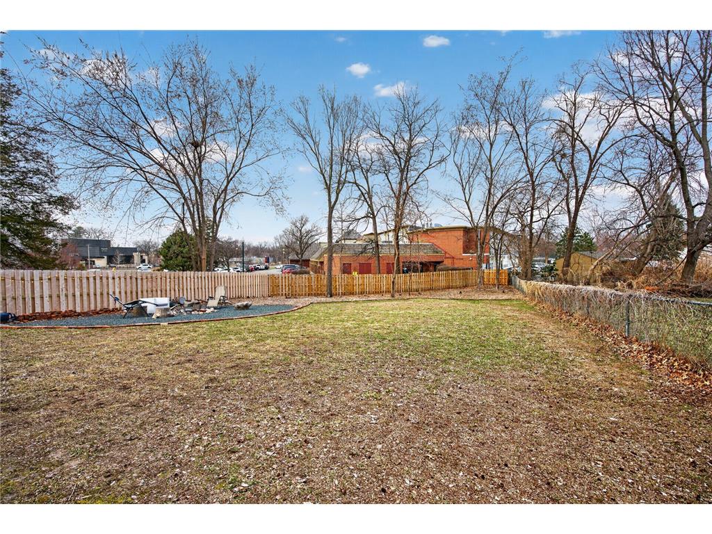 2241 8th Street White Bear Lake MN 55110 7072251 image40