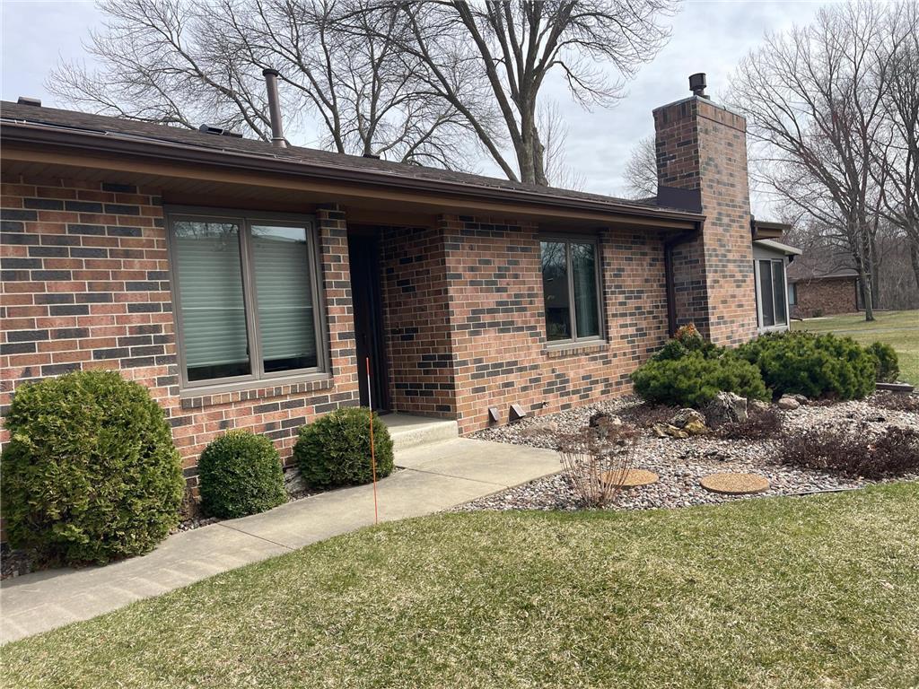2241 Baihly Lane SW Rochester MN 55902 - George Lake 7051120 image1