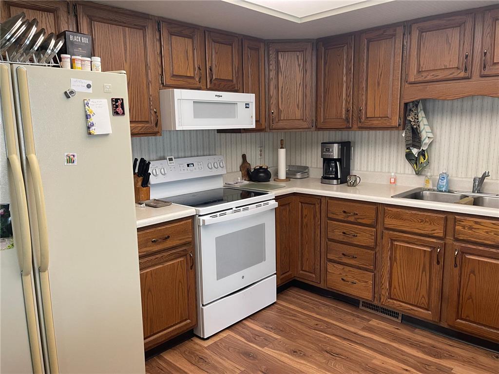 2241 Baihly Lane SW Rochester MN 55902 - George Lake 7051120 image12