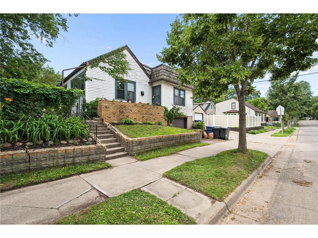 2241 E 57th Street Minneapolis MN 55417 7104189 image1