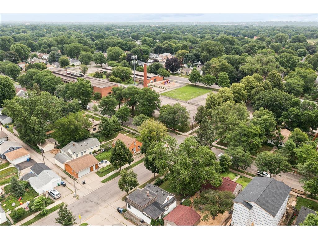 2241 E 57th Street Minneapolis MN 55417 7104189 image41