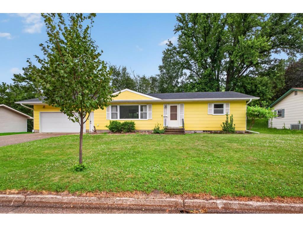 2241 Langsdorf Avenue Red Wing MN 55066 7106391 image1