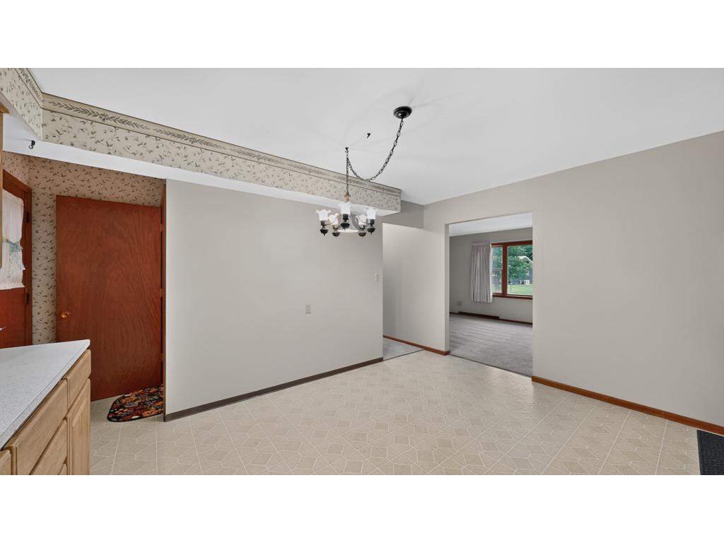 2241 Langsdorf Avenue Red Wing MN 55066 7106391 image11