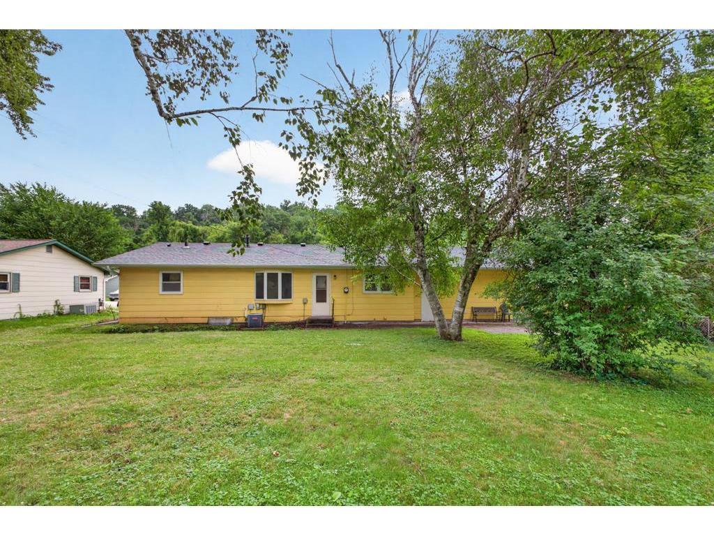 2241 Langsdorf Avenue Red Wing MN 55066 7106391 image28