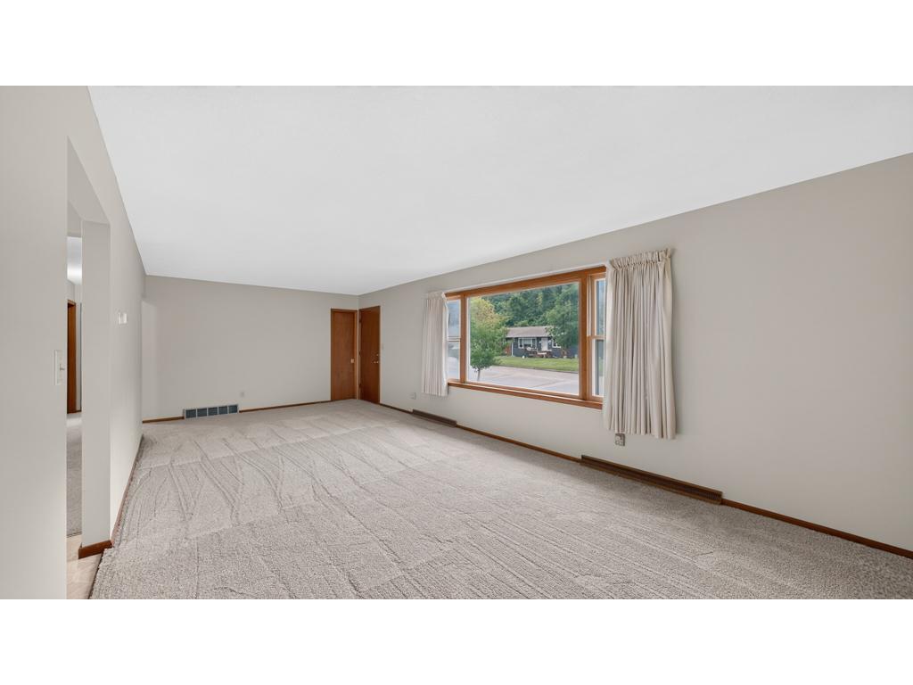 2241 Langsdorf Avenue Red Wing MN 55066 7106391 image6