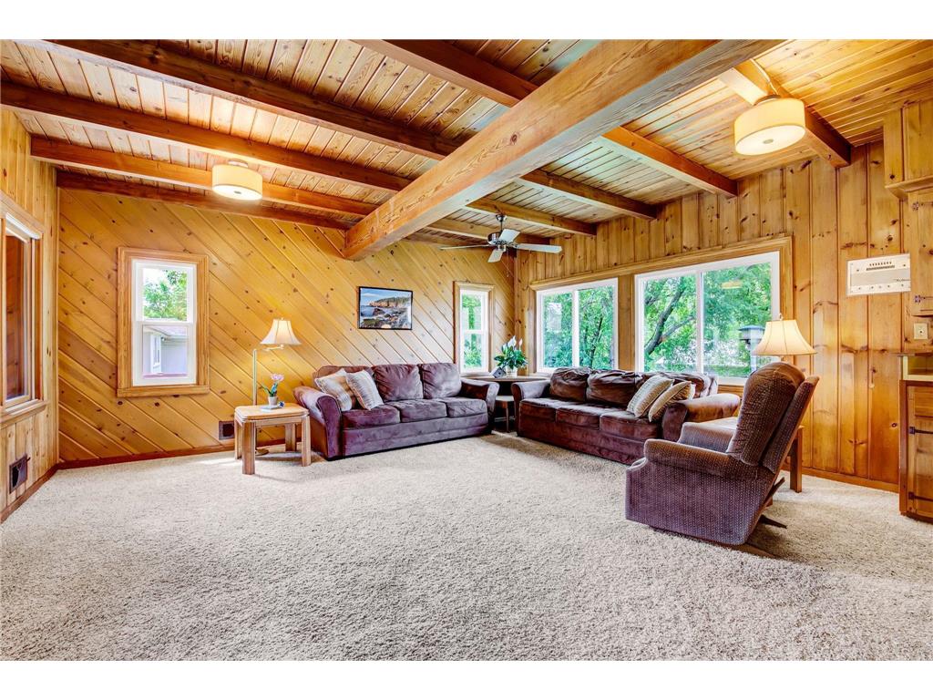 2241 Milton Street N Roseville MN 55113 6361030 image1