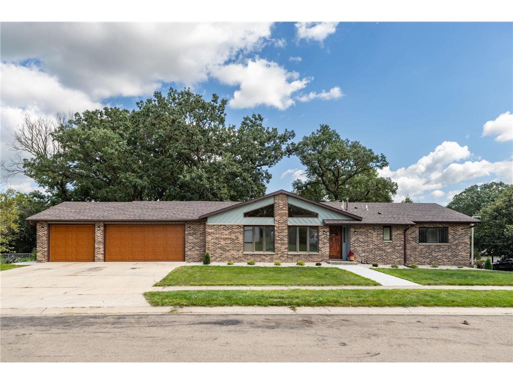 2242 2nd Avenue SW Rochester MN 55902 6745124 image1