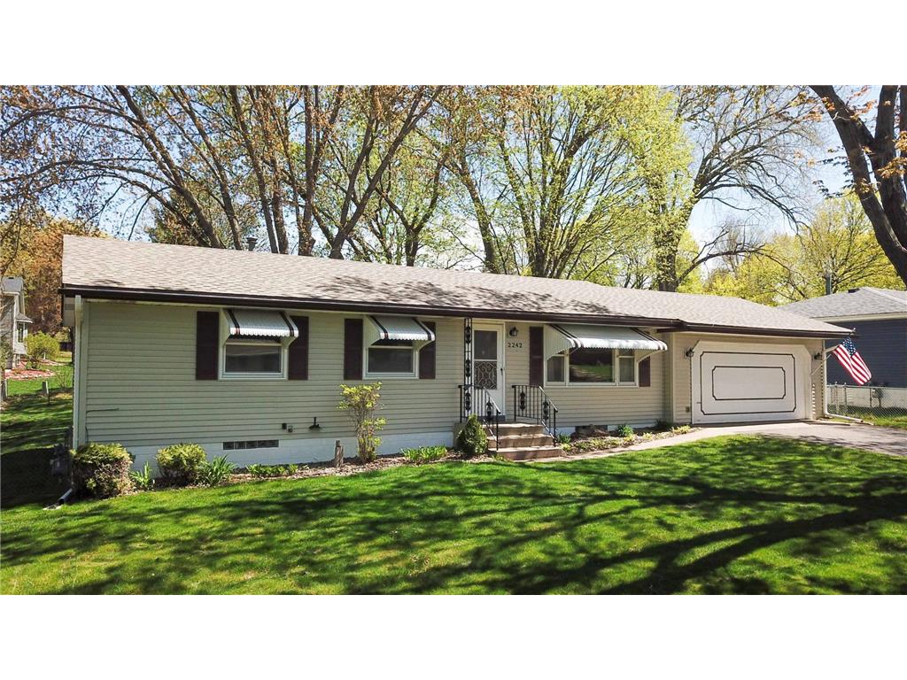 2242 Craig Place Maplewood MN 55109 6533302 image1