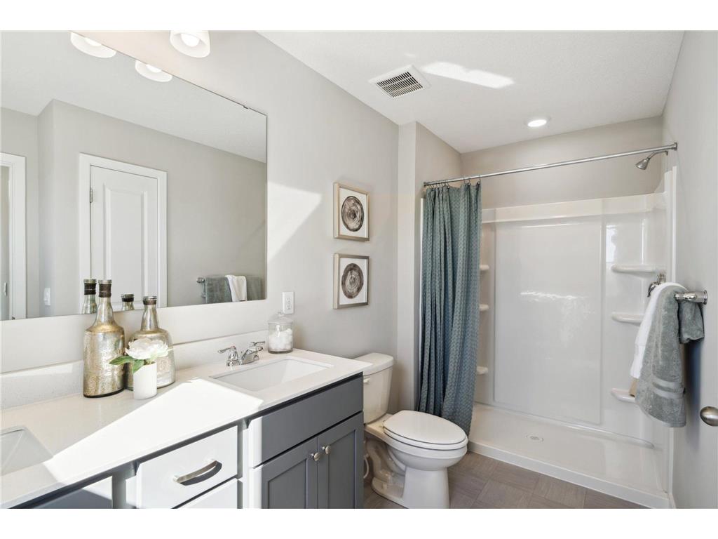 2242 LaTour Drive Shakopee MN 55379 7018743 image16