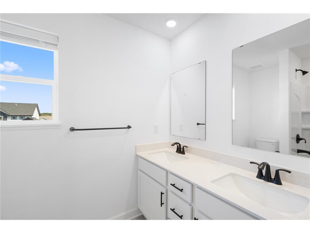 22425 Isla Way Rogers MN 55374 6821506 image18