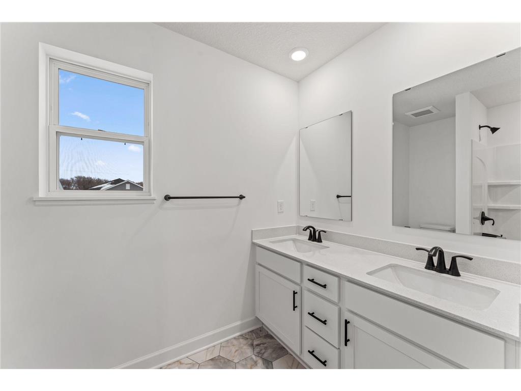 22435 Isla Way Rogers MN 55374 7002250 image13